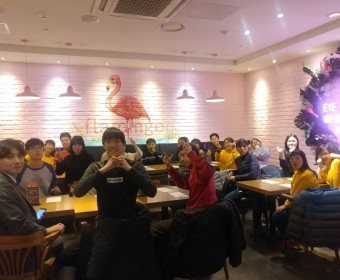 드림스타트와 현대백화점 신촌점이 함께하는 지역사회 적응활동 - 2018년 마지막 활동 : 신촌에슐리